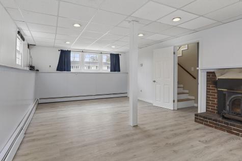 14 Spruce Lane Gorham ME 04038