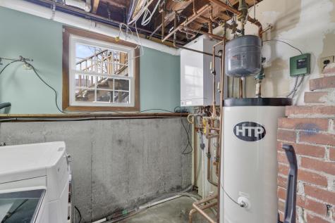 14 Spruce Lane Gorham ME 04038