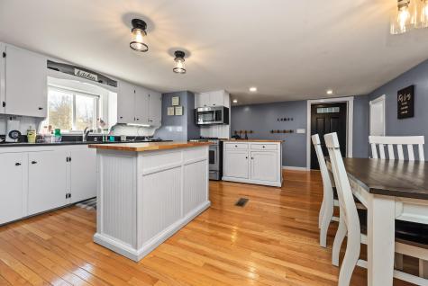 154 Greenwood Avenue Farmington ME 04938