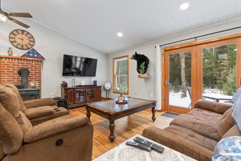 25 Jeffrey Woods Road Windham ME 04062