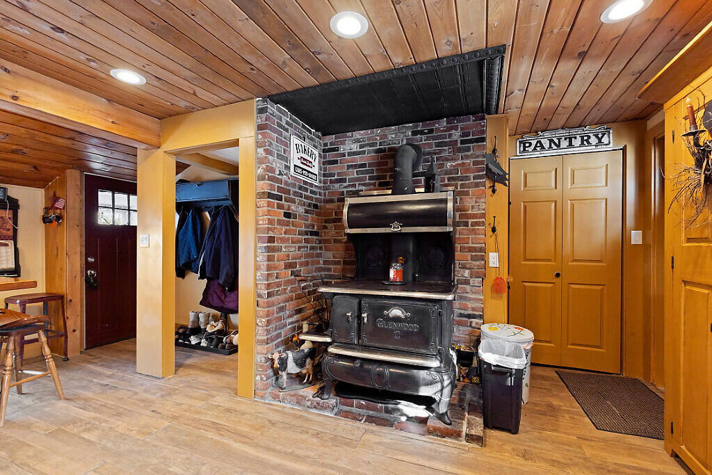 13 Cooper Road Chesterville ME 04938