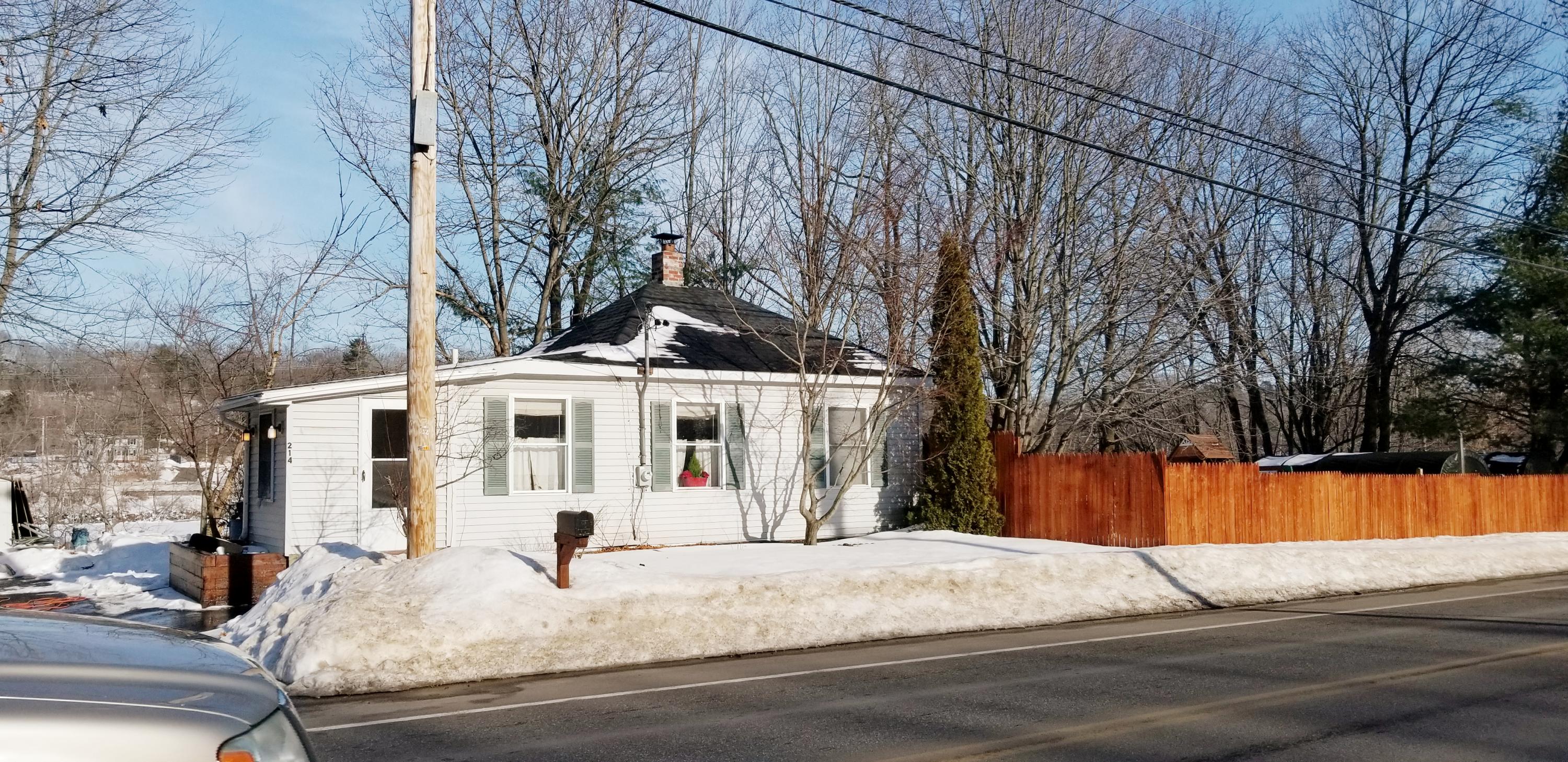 214 Riverside Drive Auburn, ME