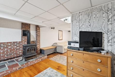 154 Schellinger Road Poland ME 04274