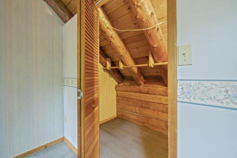 254 Eddie Kahkonen Road Norway ME 04268