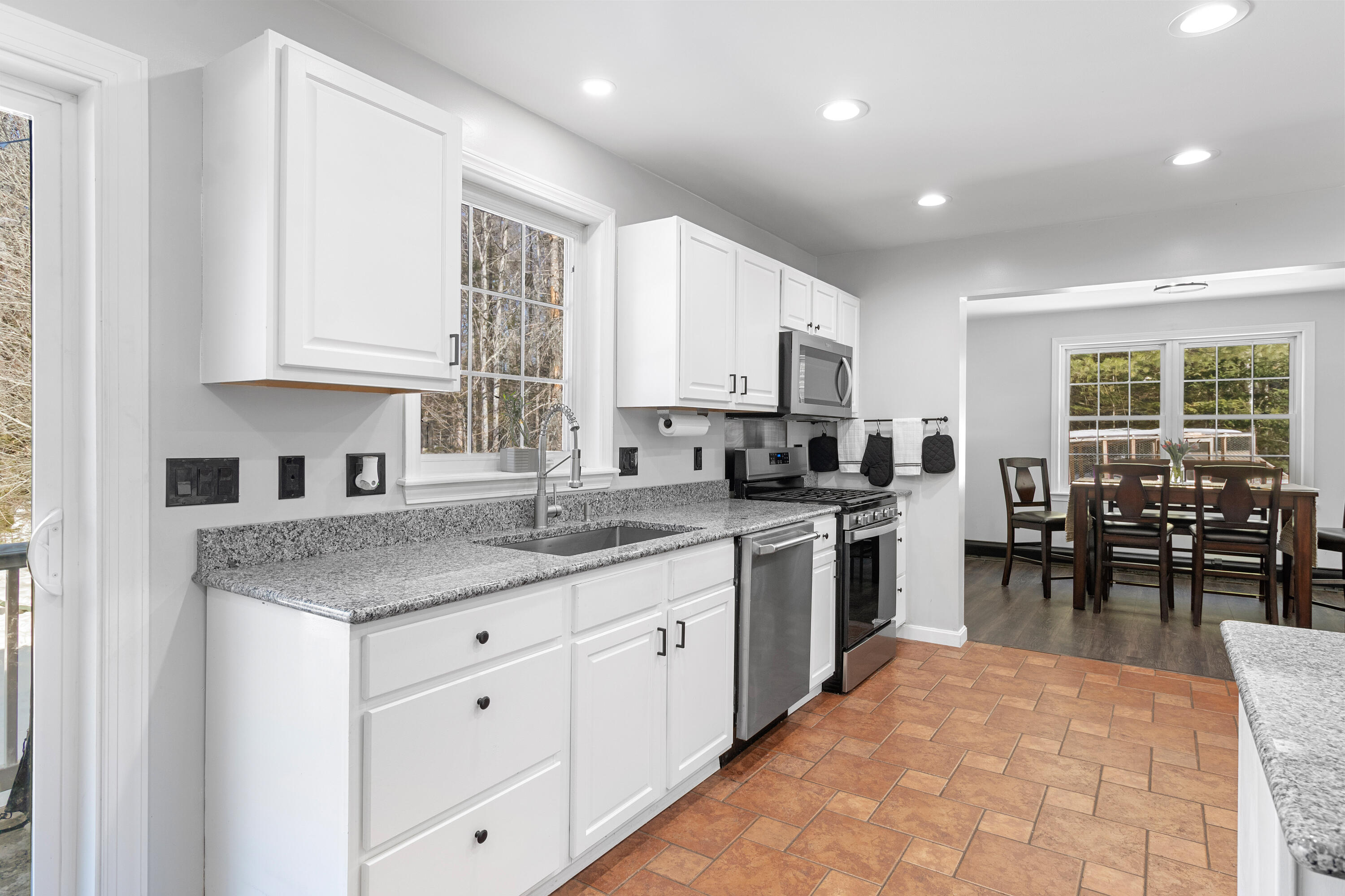 49 Balsam Drive Waldoboro ME 04572