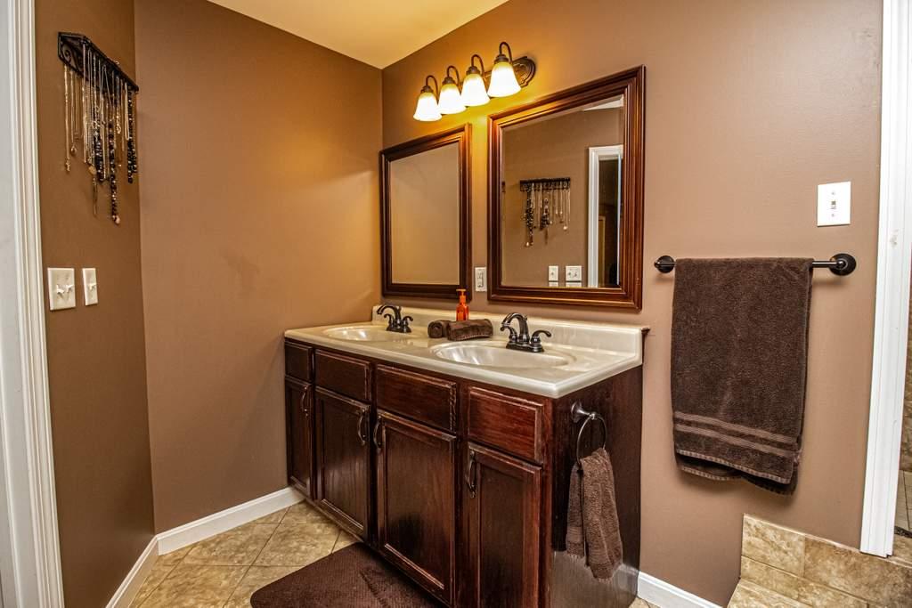 113 Hilltop Estates Farmington ME 04938