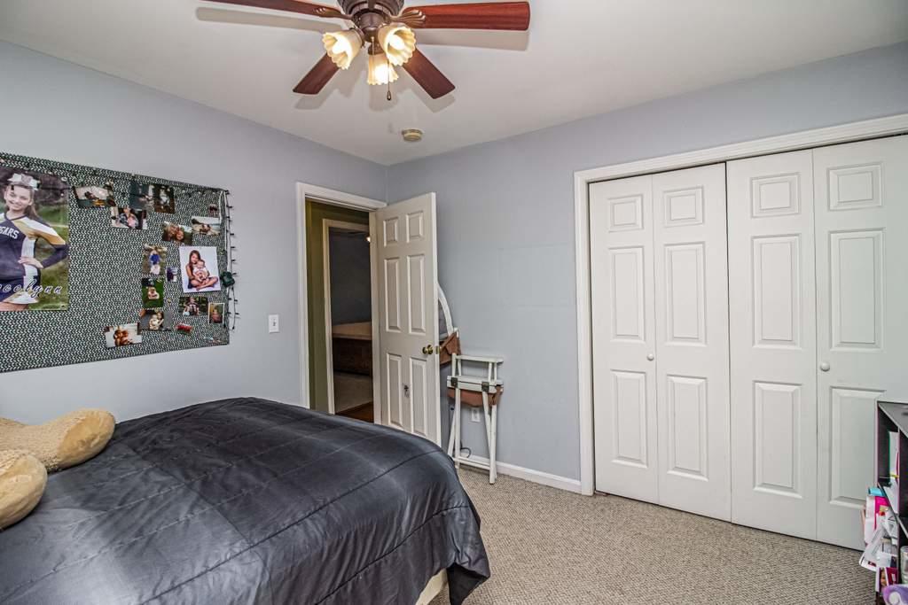 113 Hilltop Estates Farmington ME 04938