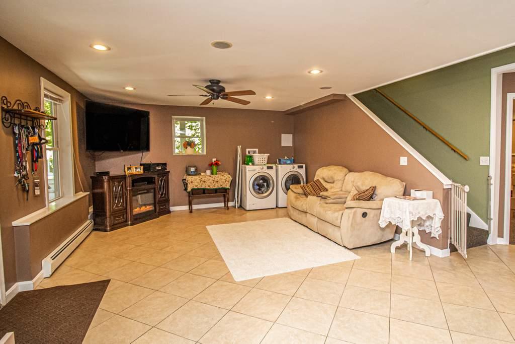 113 Hilltop Estates Farmington ME 04938