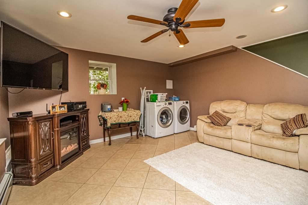 113 Hilltop Estates Farmington ME 04938