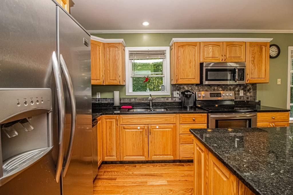 113 Hilltop Estates Farmington ME 04938