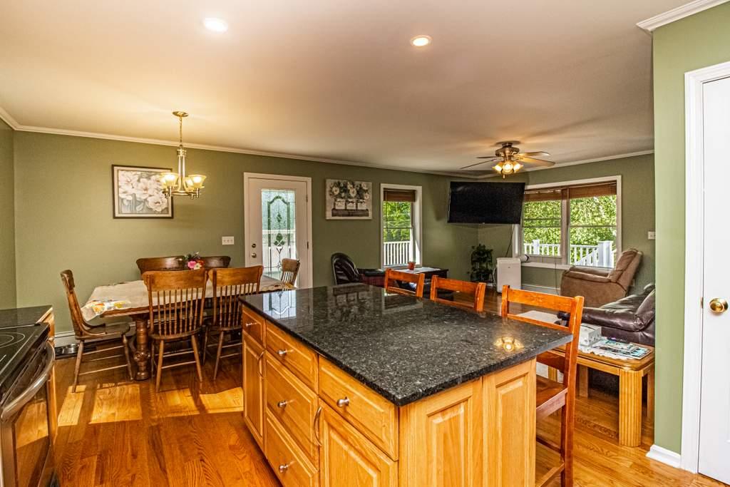 113 Hilltop Estates Farmington ME 04938