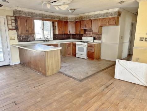 79 Marston Hill Road Auburn ME 04210