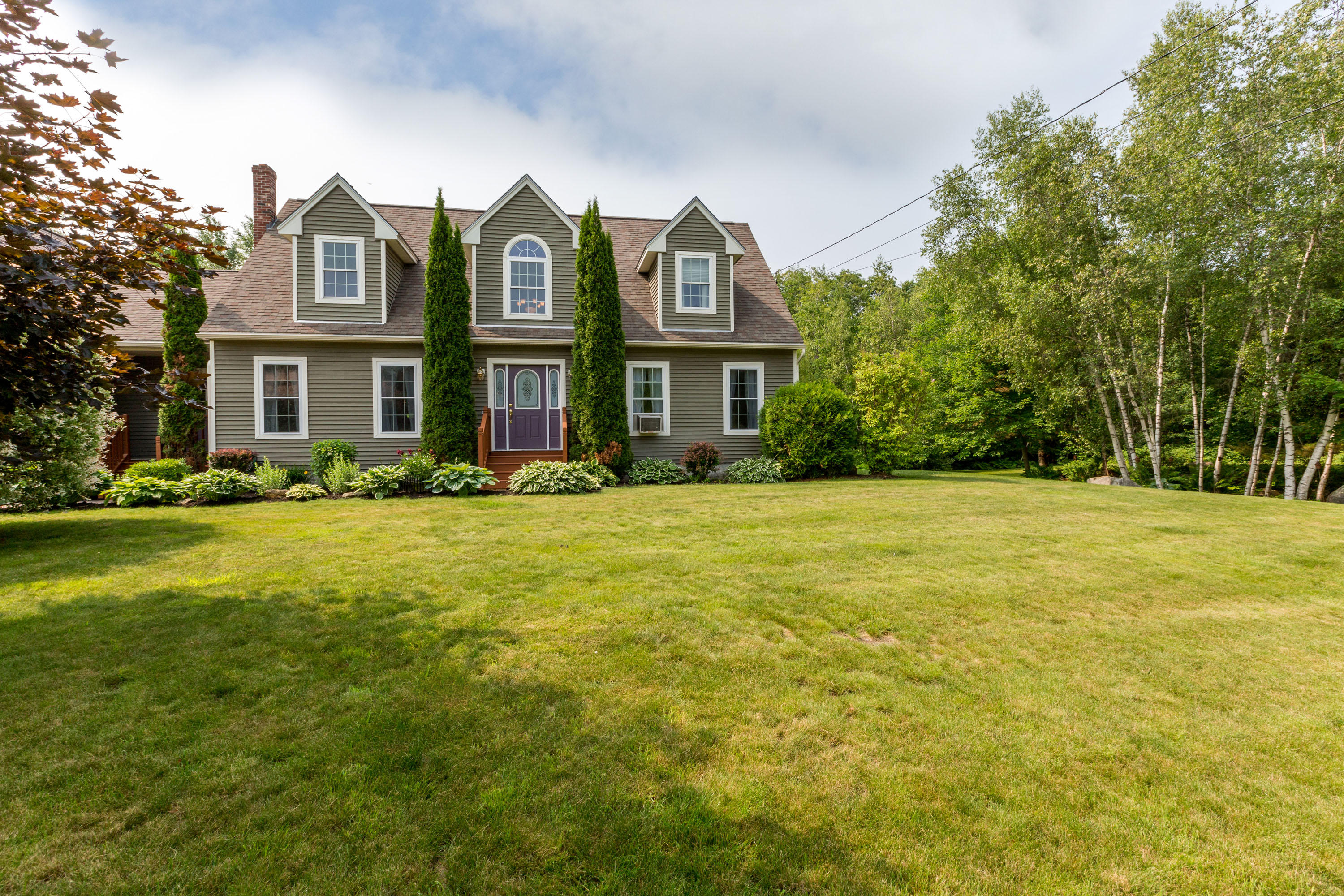 20 Birch Lane Wales ME 04280