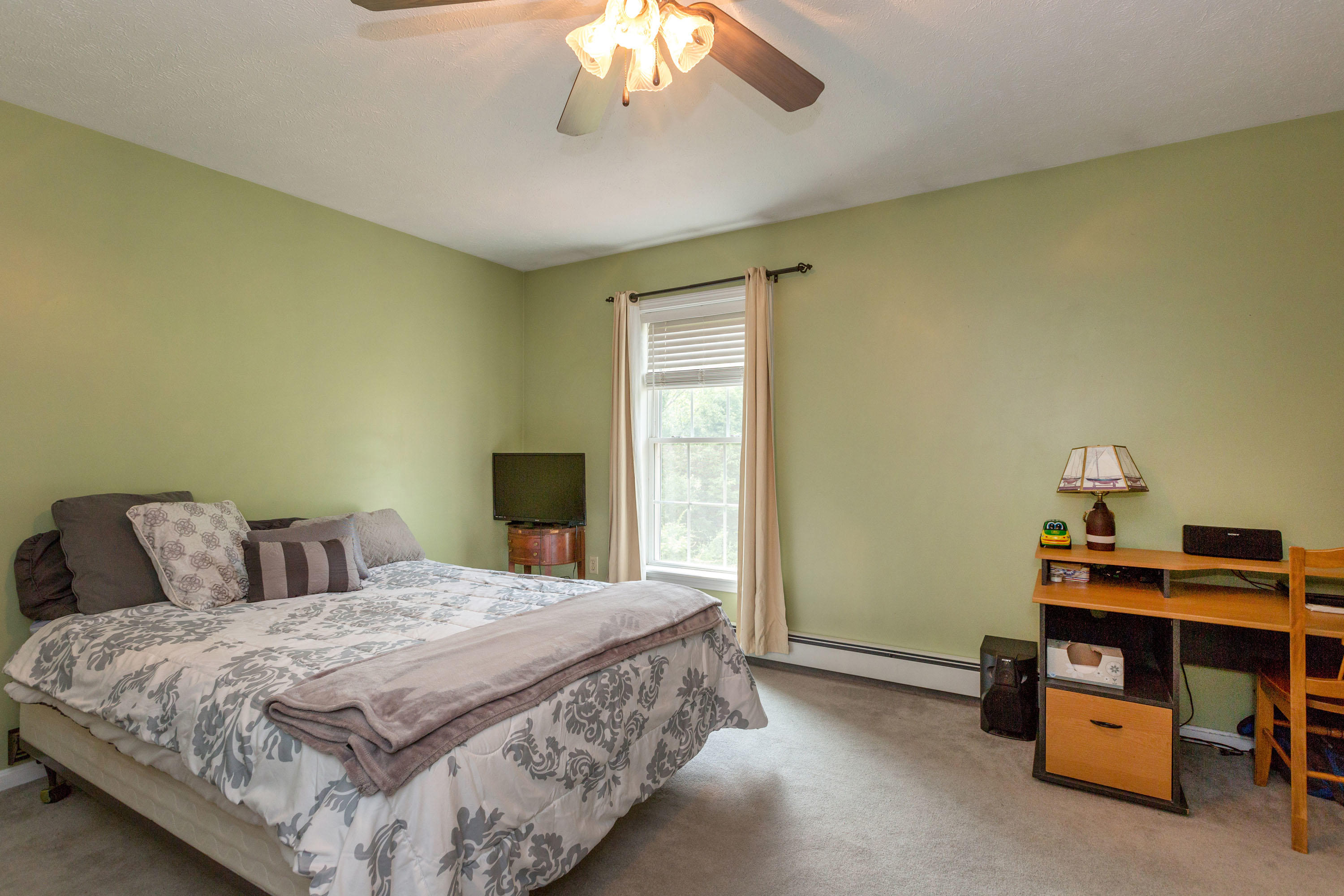 20 Birch Lane Wales ME 04280