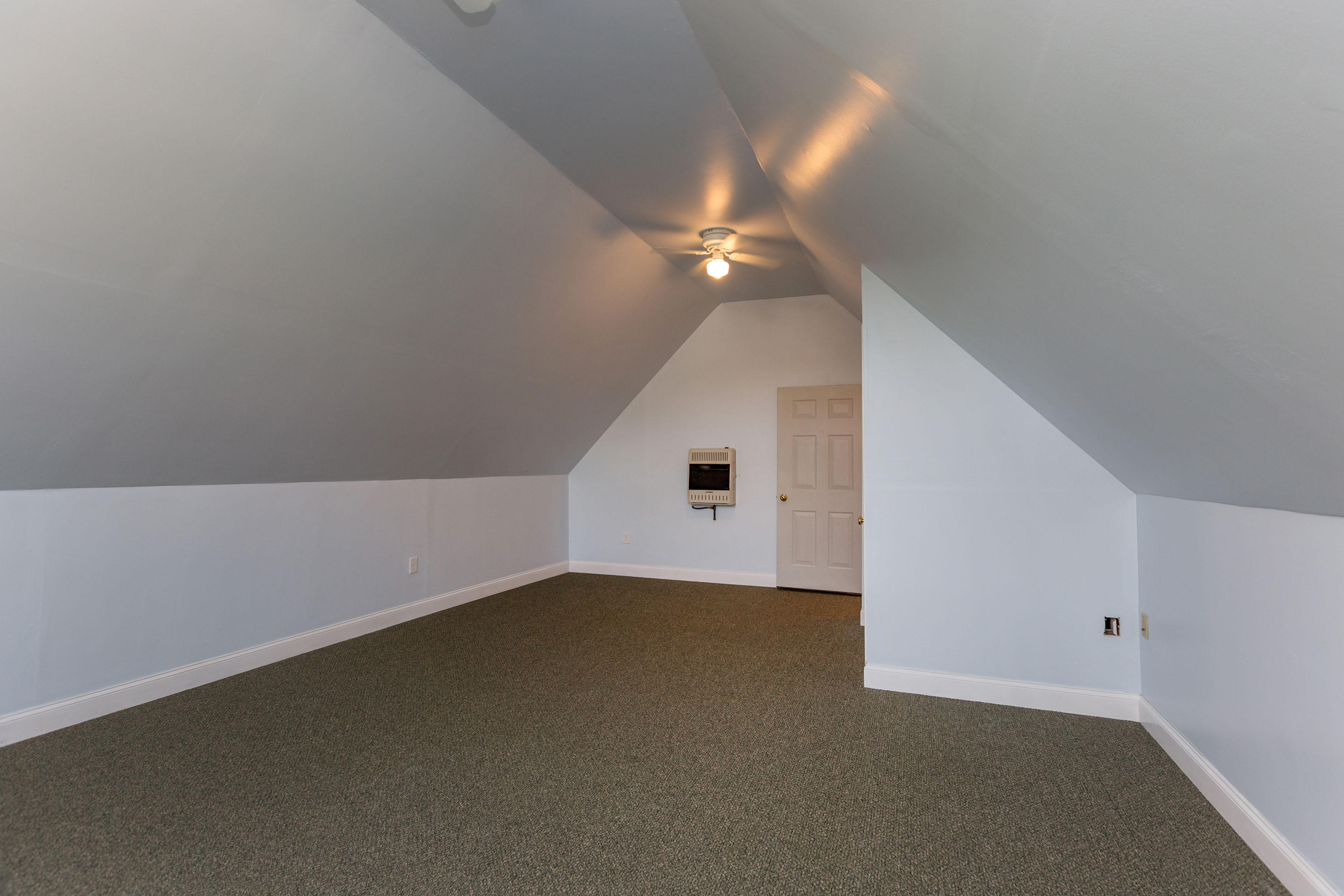 20 Birch Lane Wales ME 04280