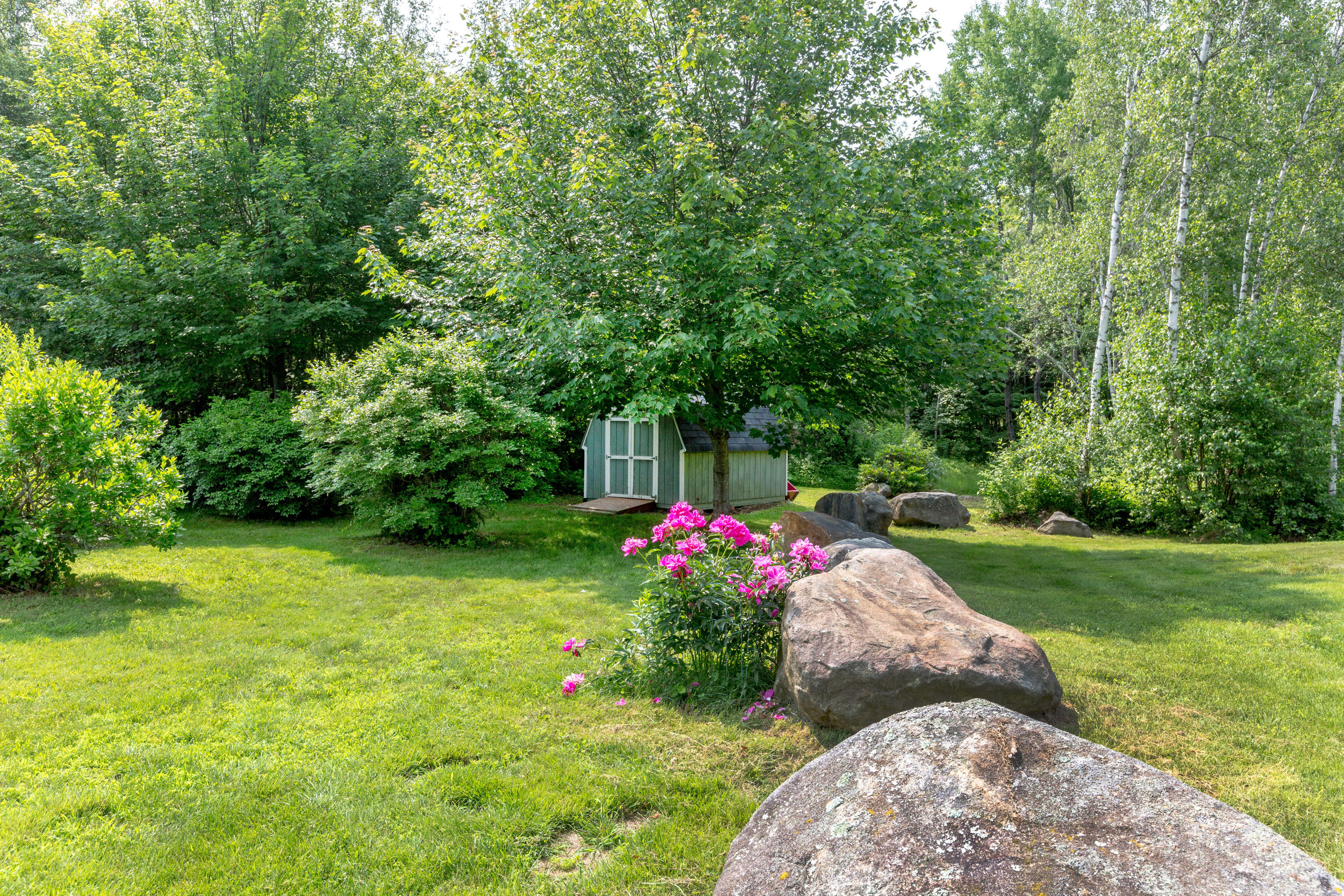 20 Birch Lane Wales ME 04280