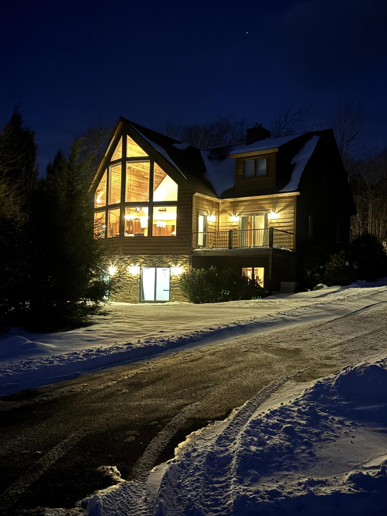 28 Blizzard Drive Newry ME 04261
