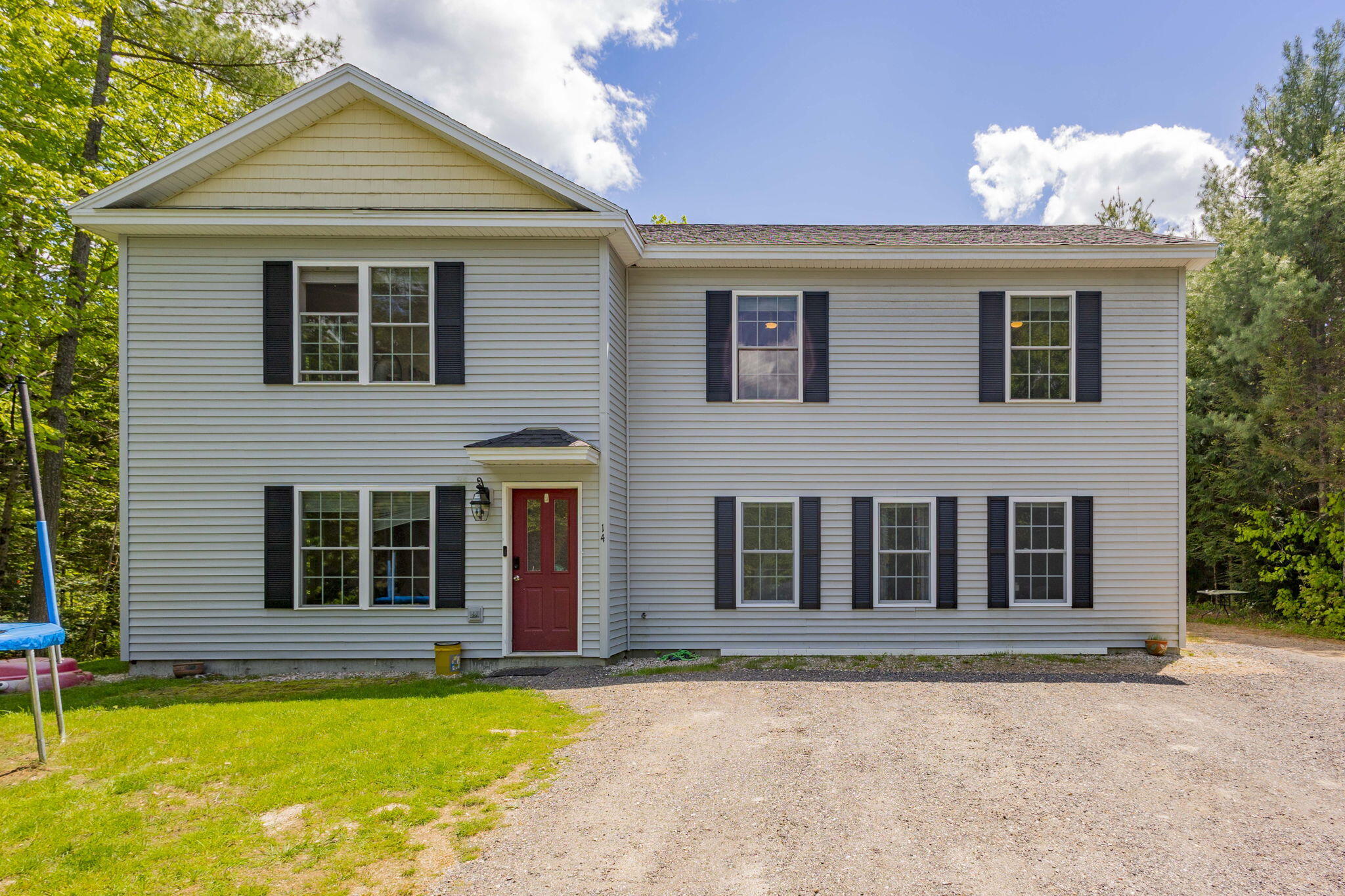 14 Cessna Way Naples ME 04055