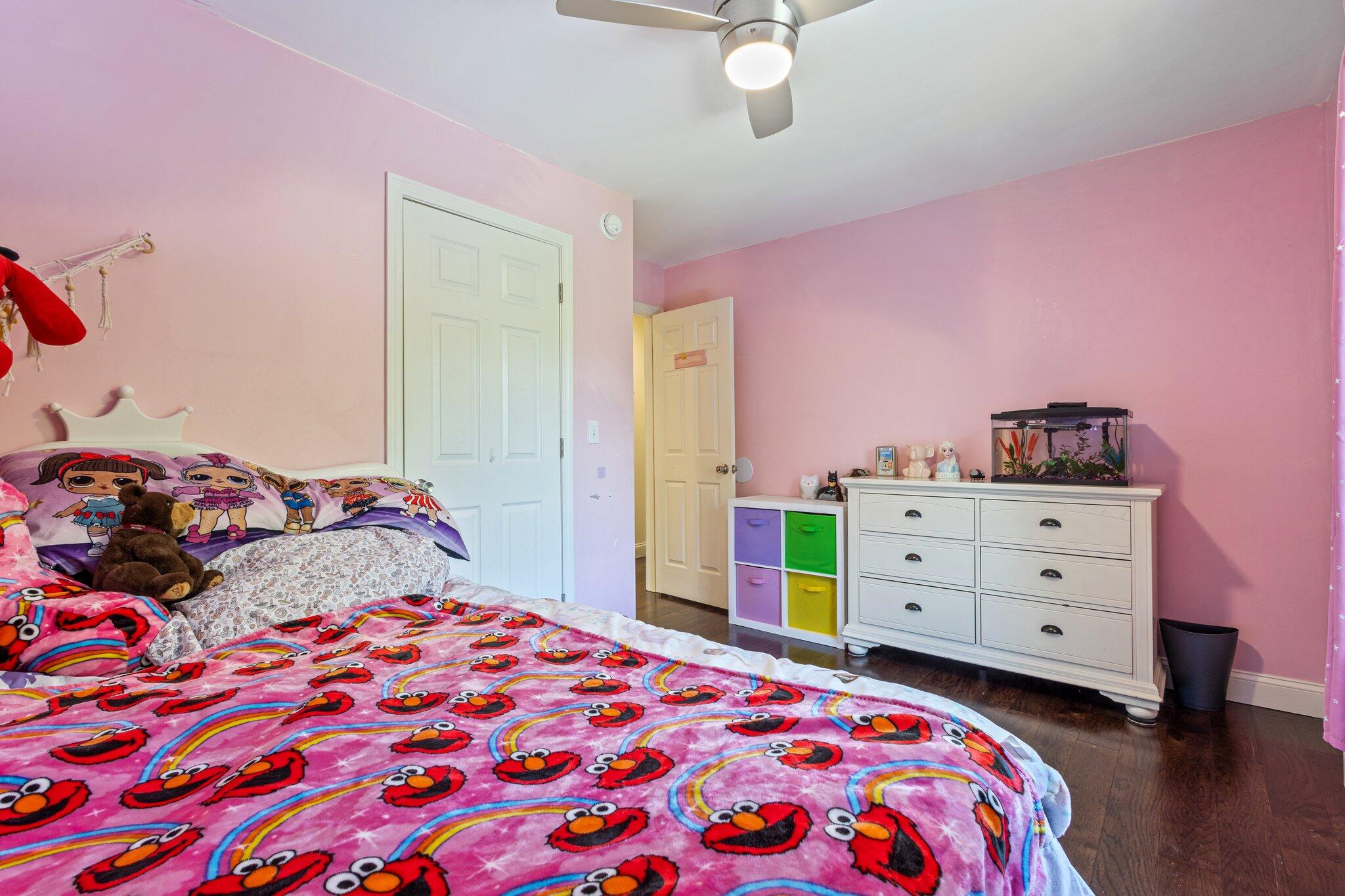 14 Cessna Way Naples ME 04055