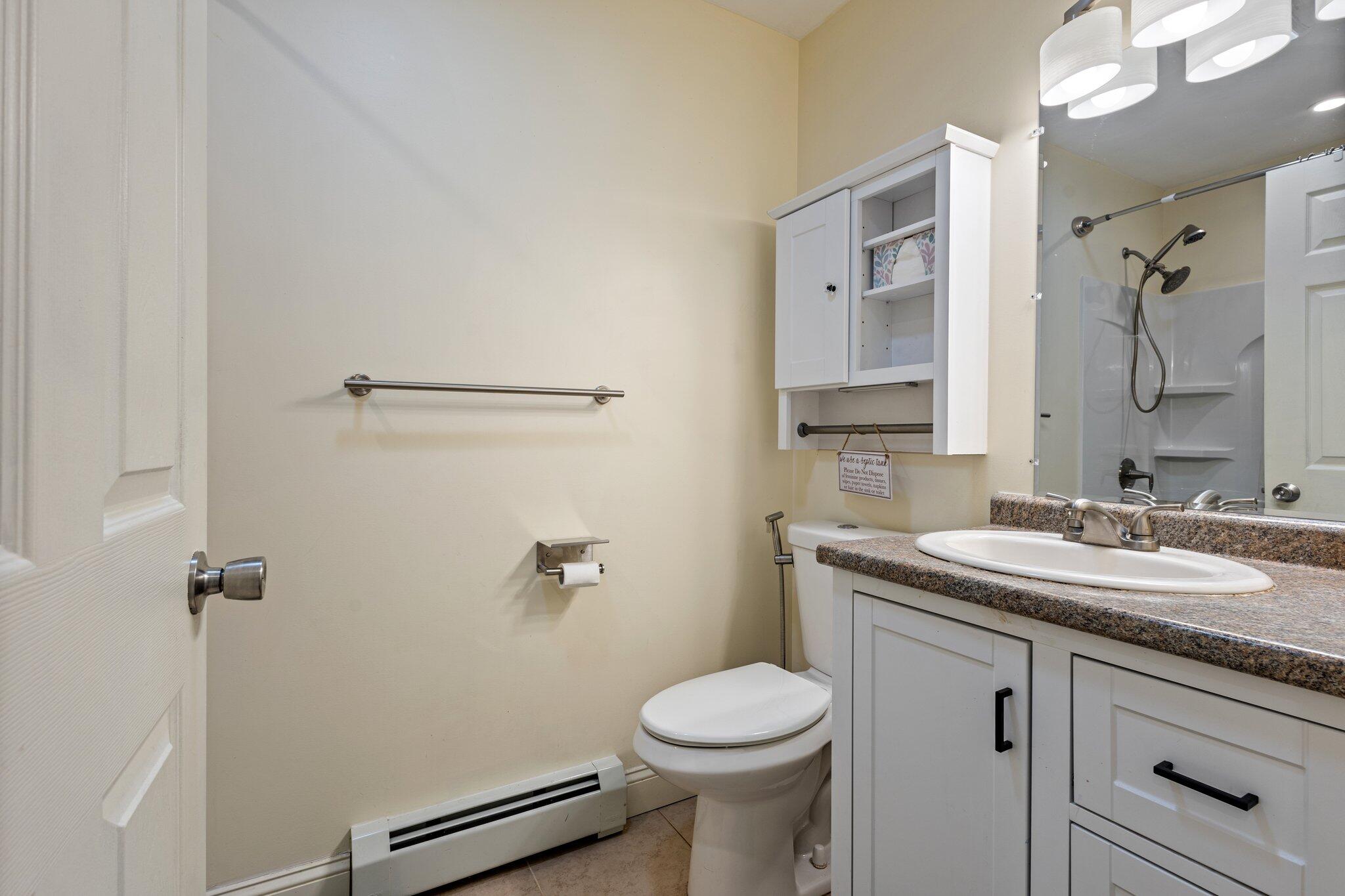 14 Cessna Way Naples ME 04055