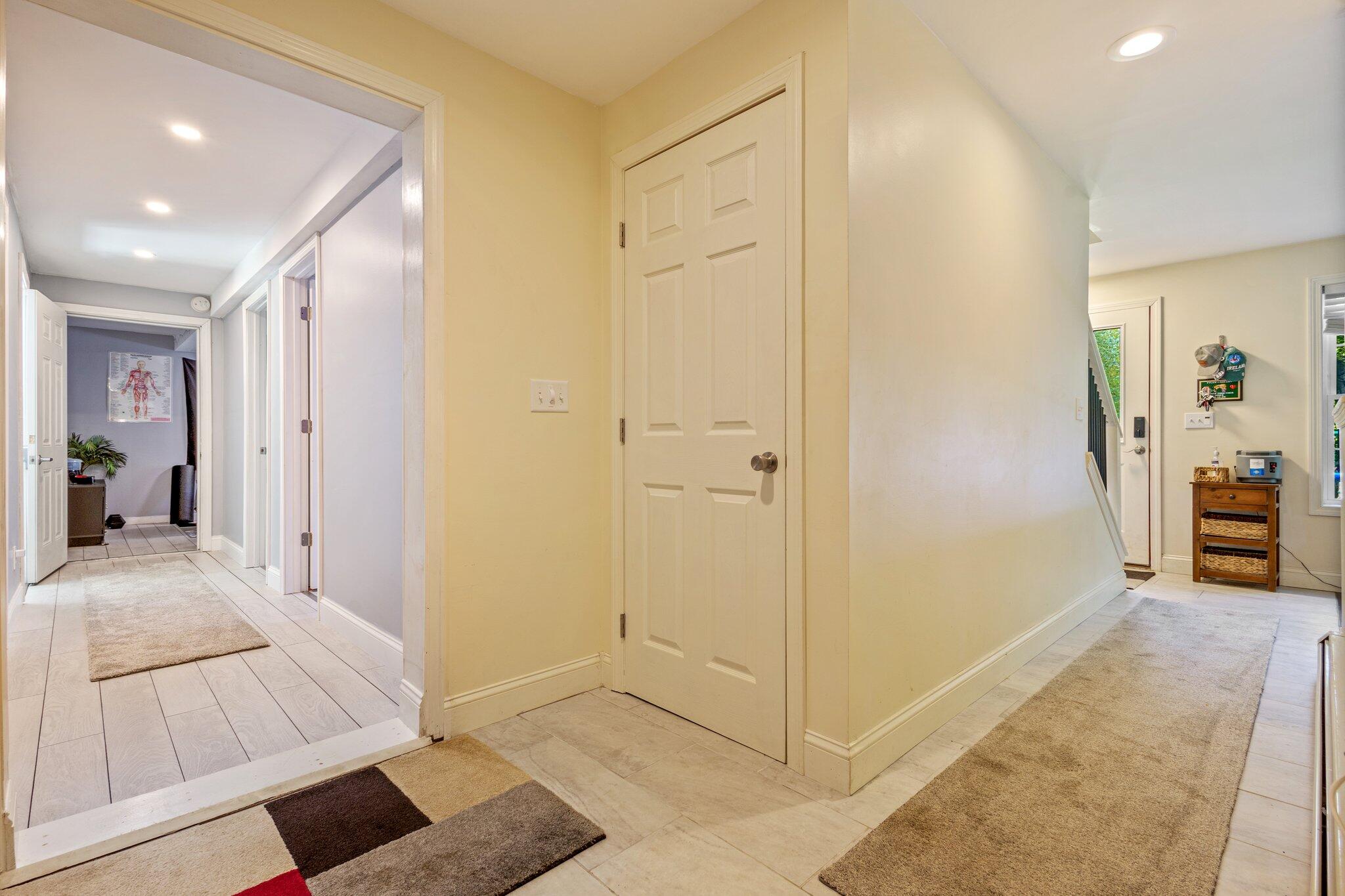 14 Cessna Way Naples ME 04055