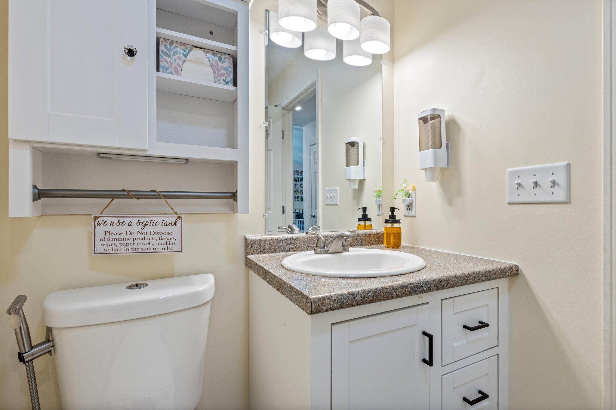 14 Cessna Way Naples ME 04055