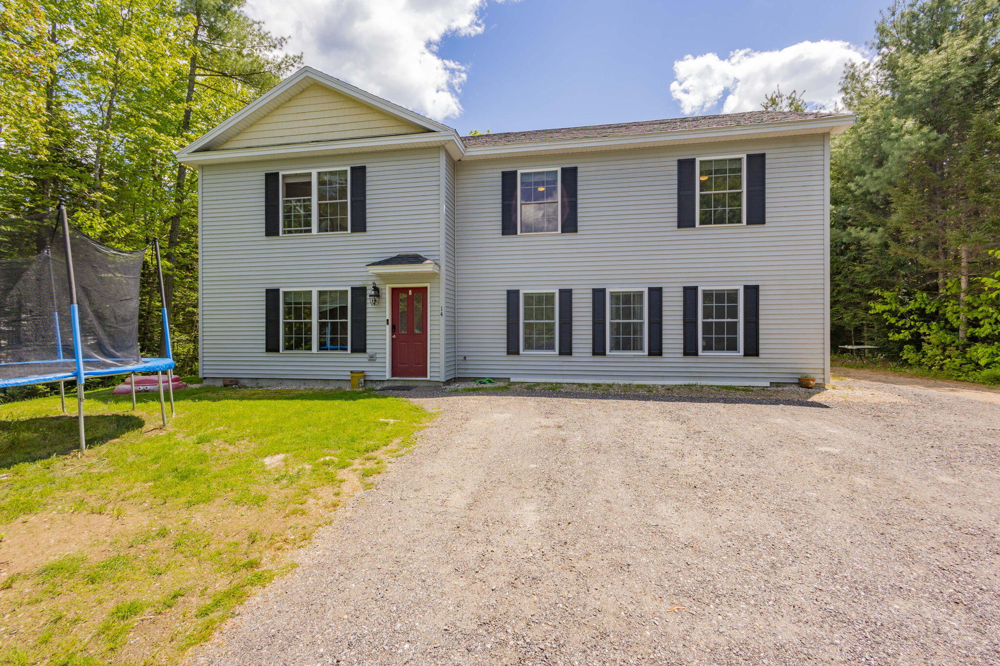 14 Cessna Way Naples ME 04055