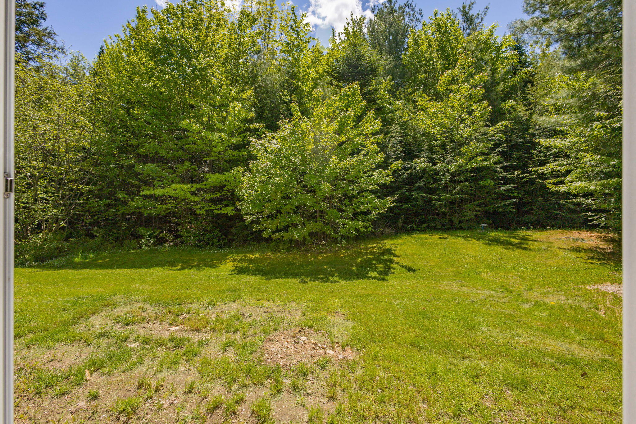 14 Cessna Way Naples ME 04055