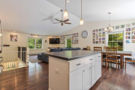 14 Cessna Way Naples ME 04055