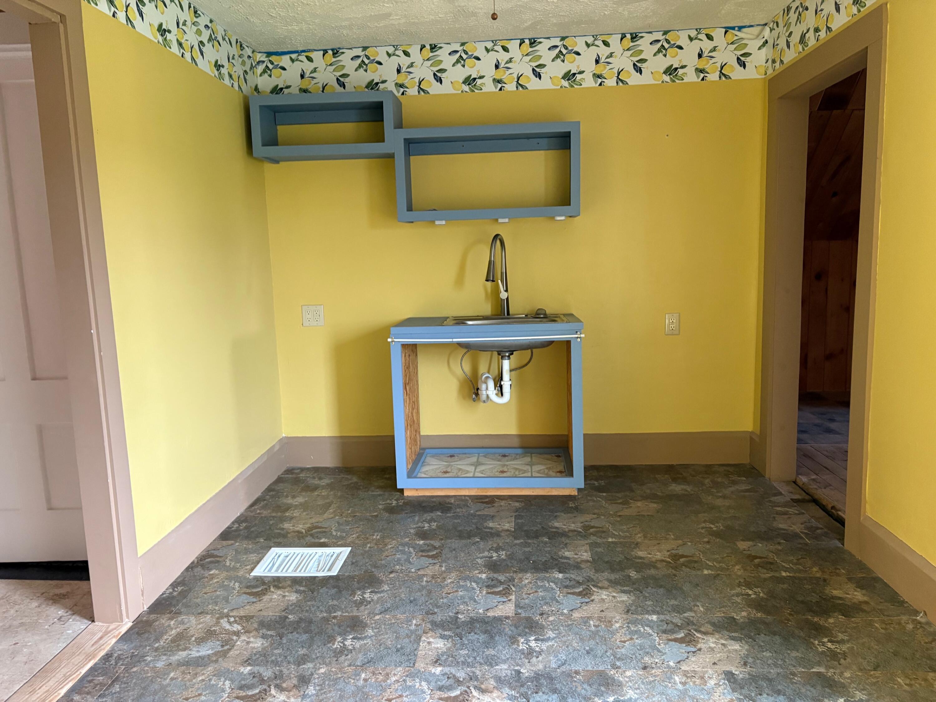 360 Cushing Road Warren ME 04864