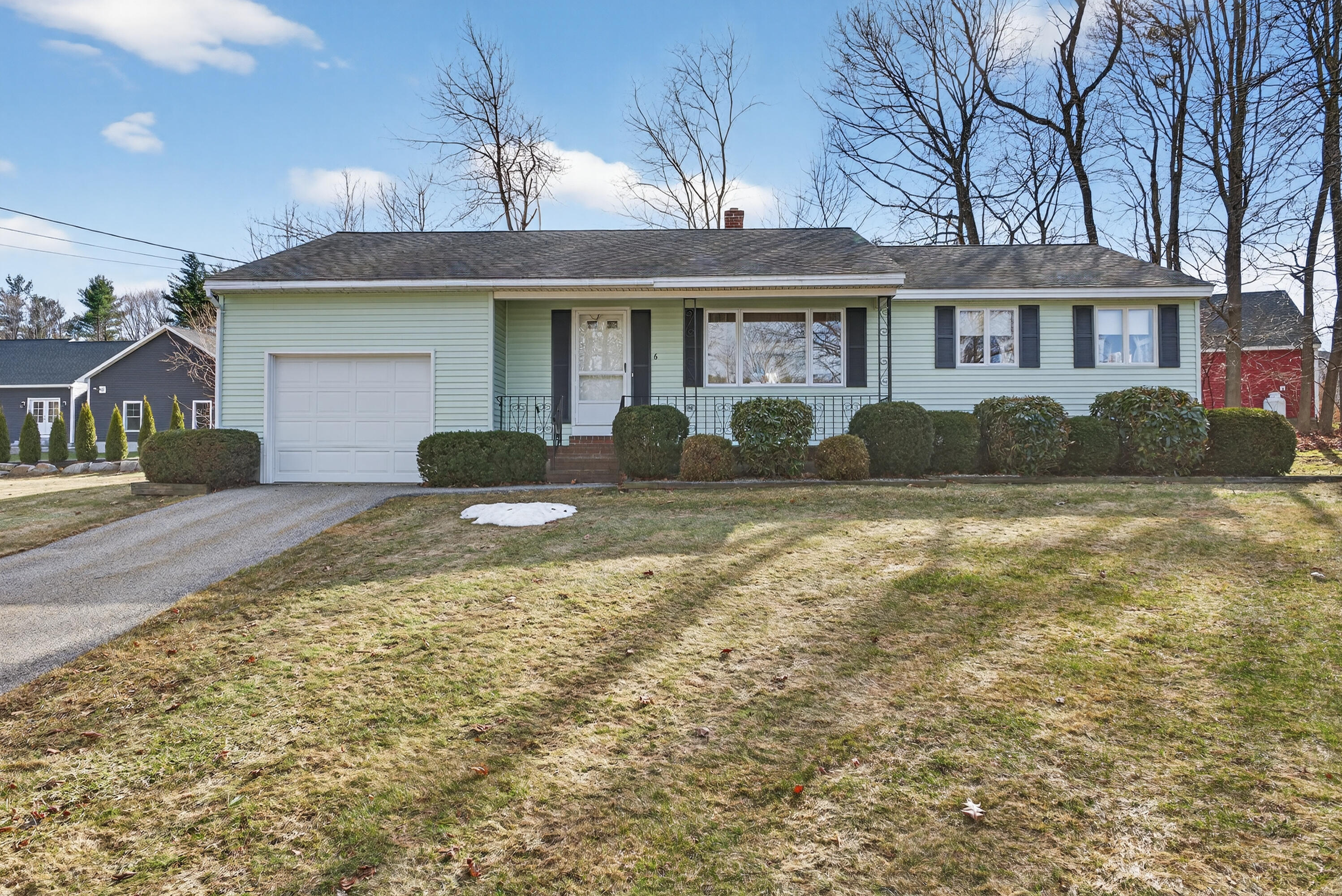 6 Lynn Avenue Biddeford ME 04005