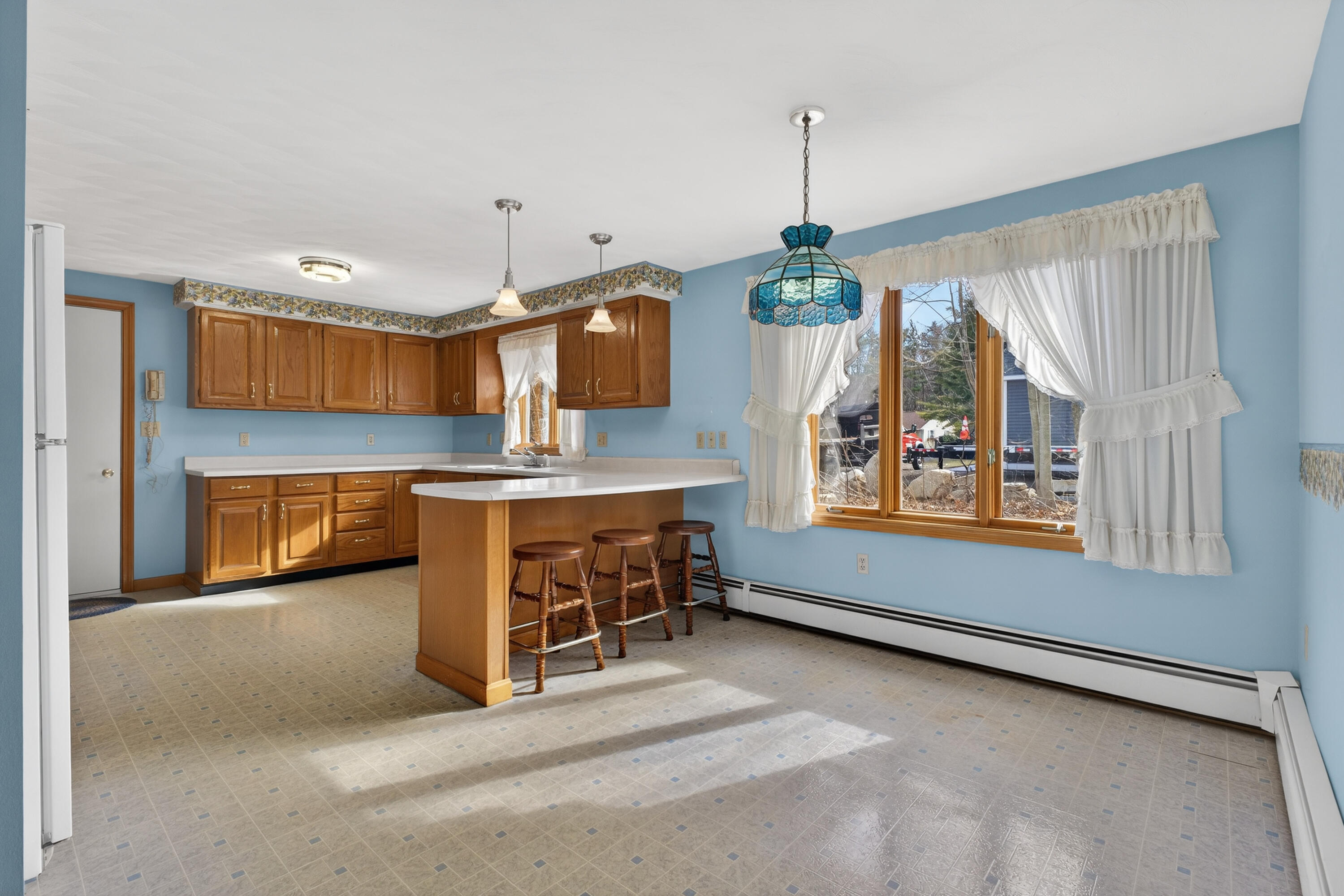 6 Lynn Avenue Biddeford ME 04005