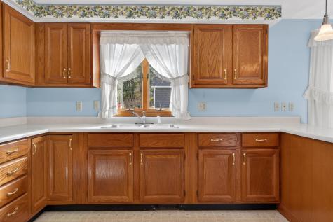 6 Lynn Avenue Biddeford ME 04005