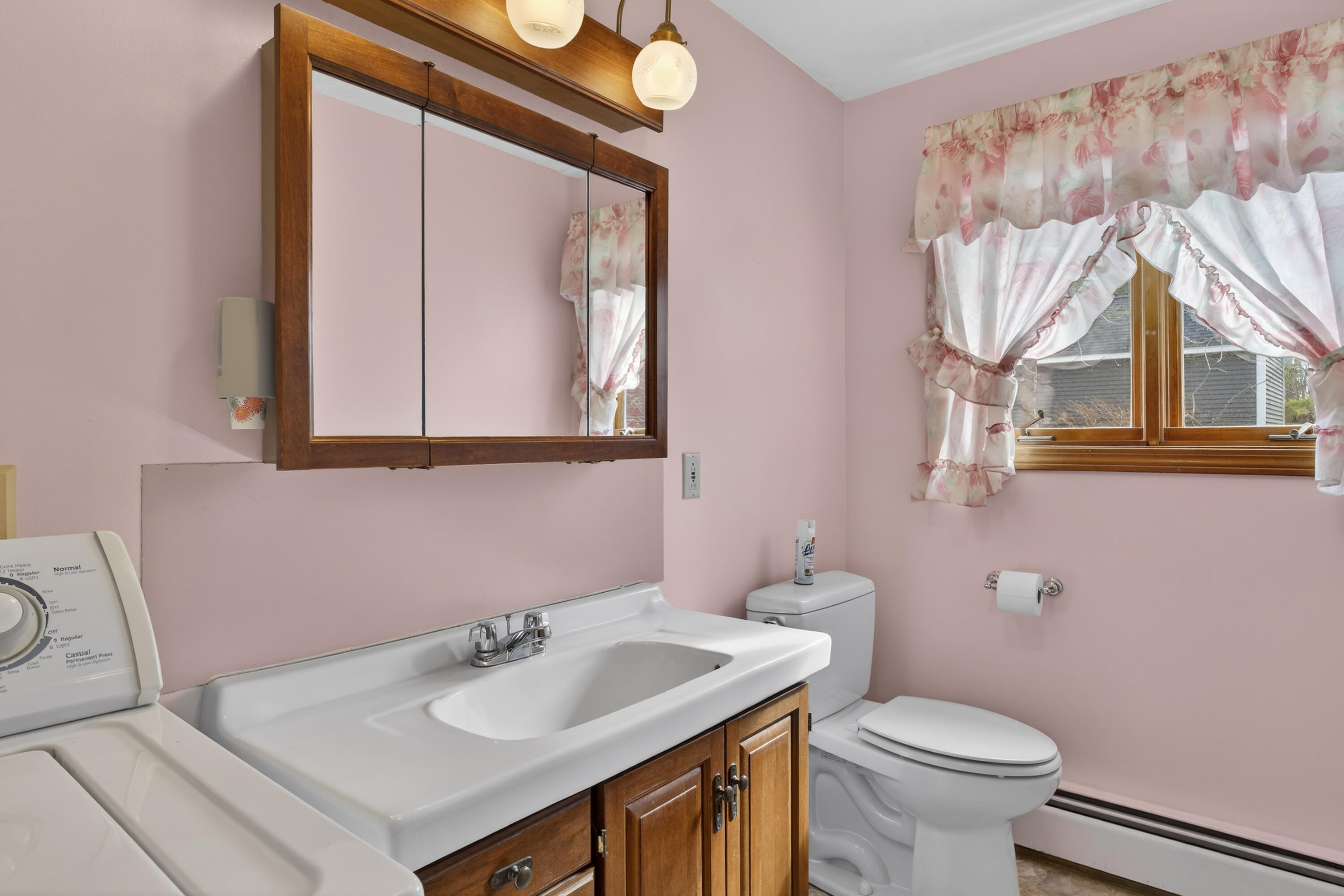 6 Lynn Avenue Biddeford ME 04005