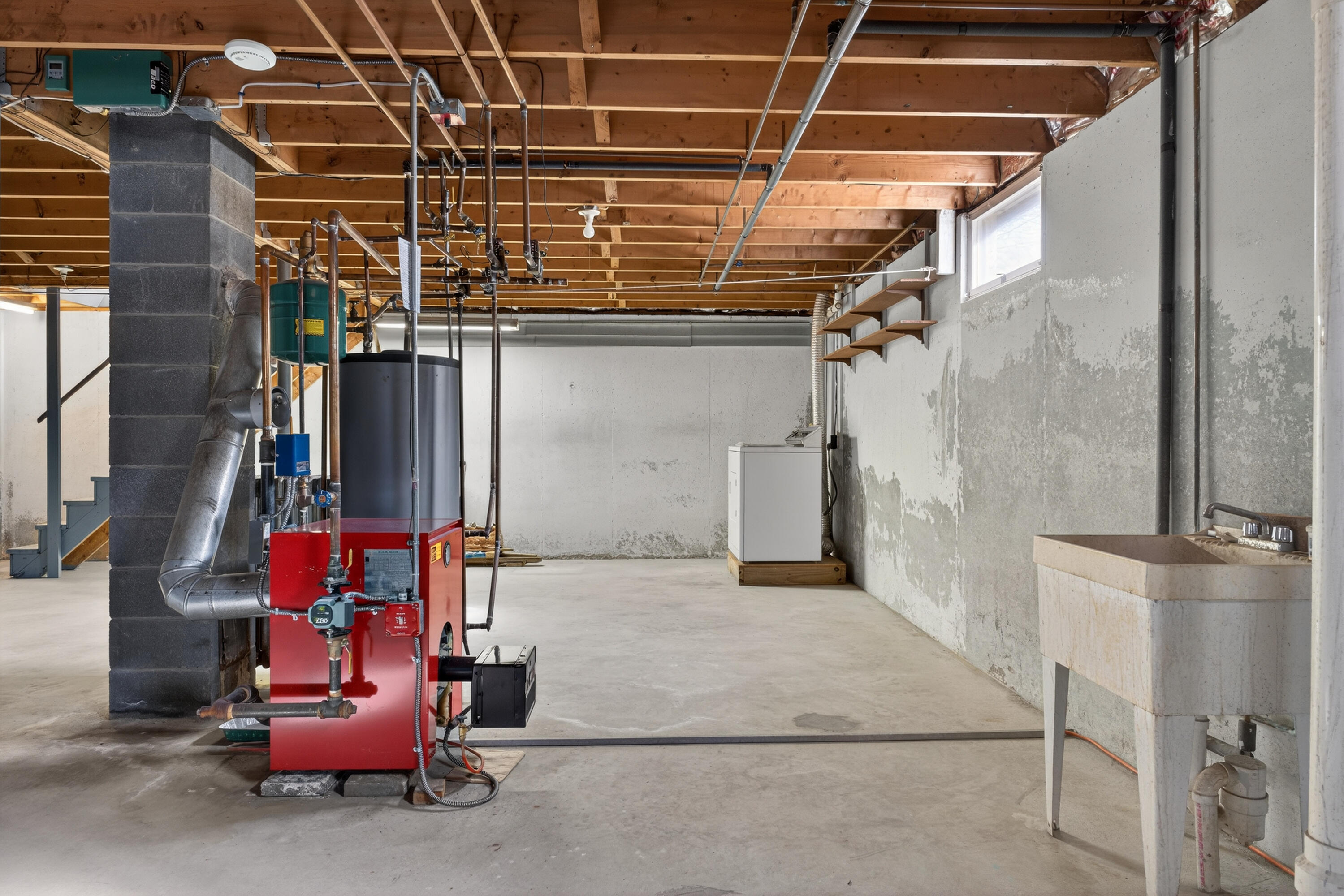 6 Lynn Avenue Biddeford ME 04005