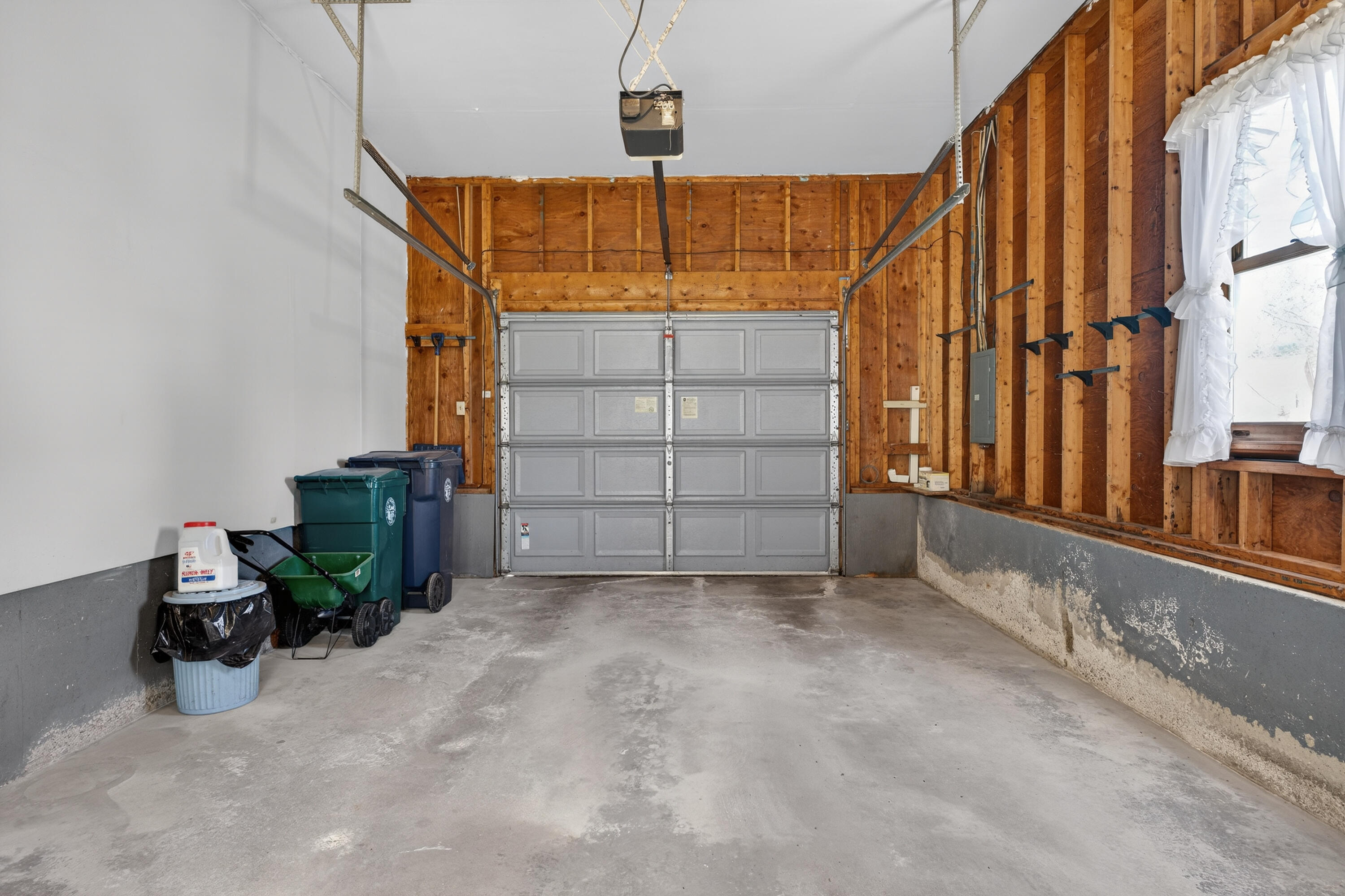 6 Lynn Avenue Biddeford ME 04005