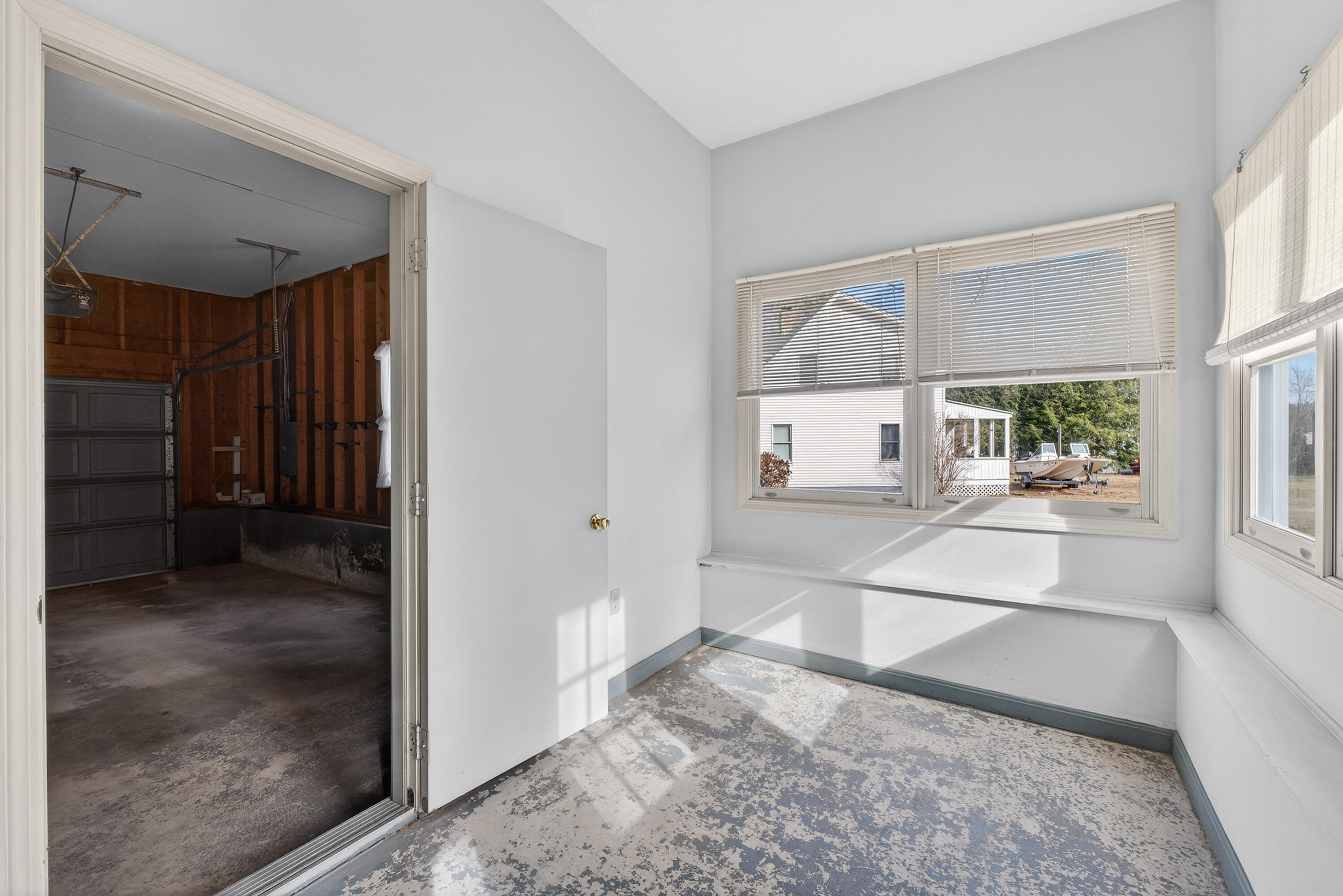 6 Lynn Avenue Biddeford ME 04005