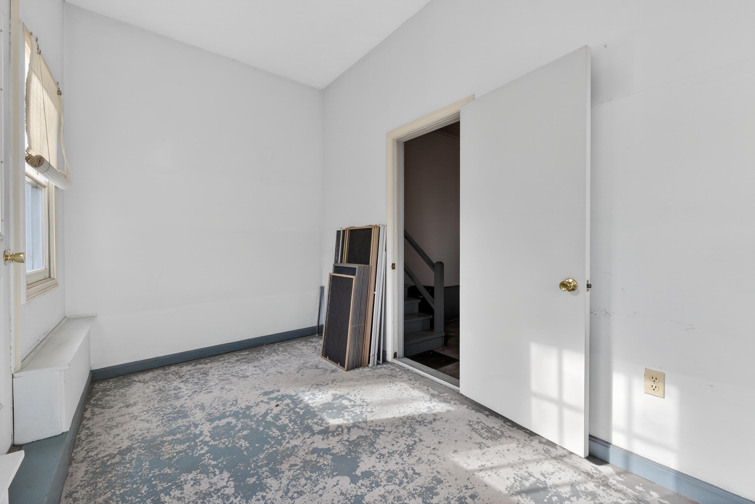 6 Lynn Avenue Biddeford ME 04005