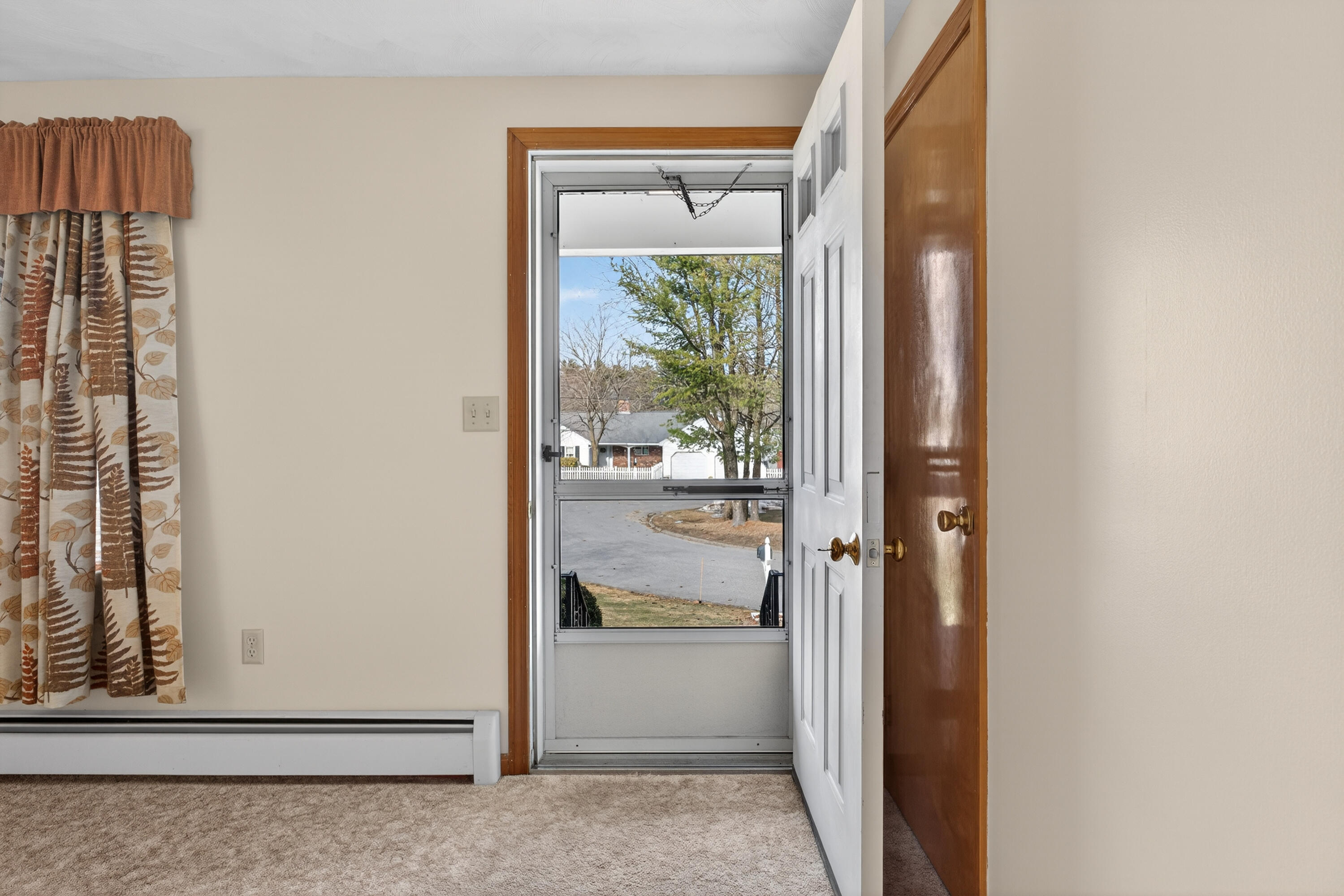 6 Lynn Avenue Biddeford ME 04005