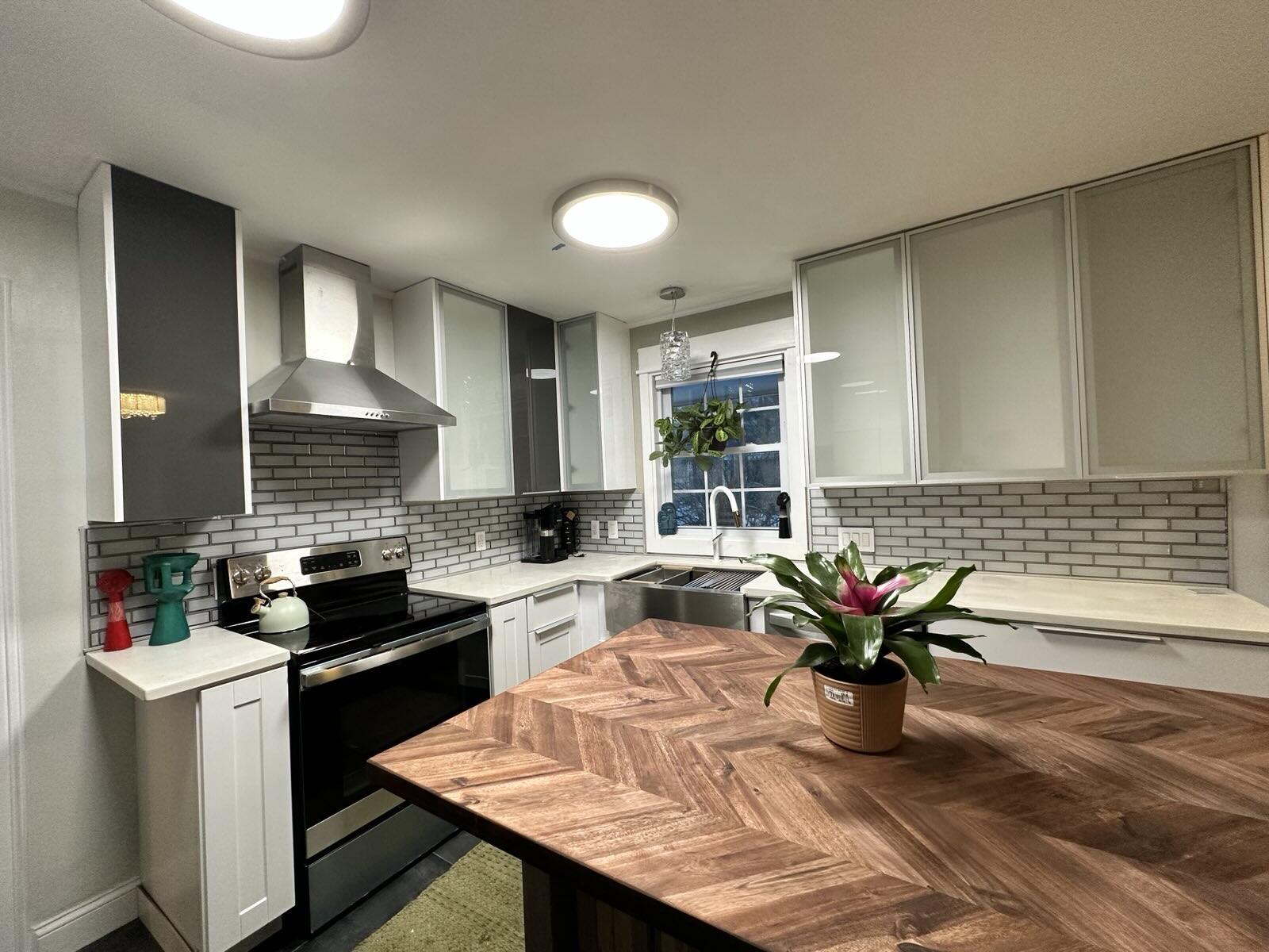 410 Mount Hope Avenue Bangor ME 04401