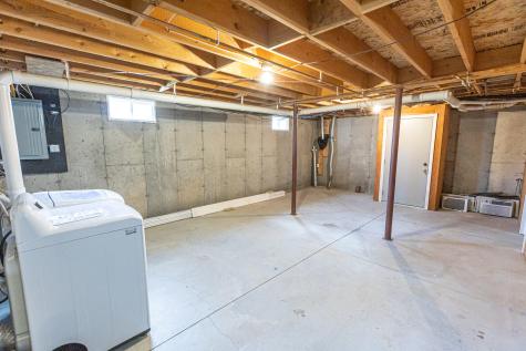 56 Ruby Lane Portland ME 04103