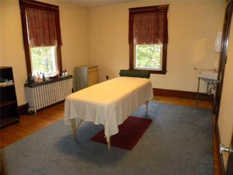 18 Tampa Street Lewiston ME 04240