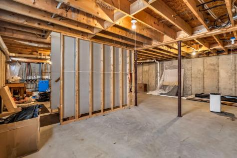 325 Lower Dedham Road Holden ME 04429