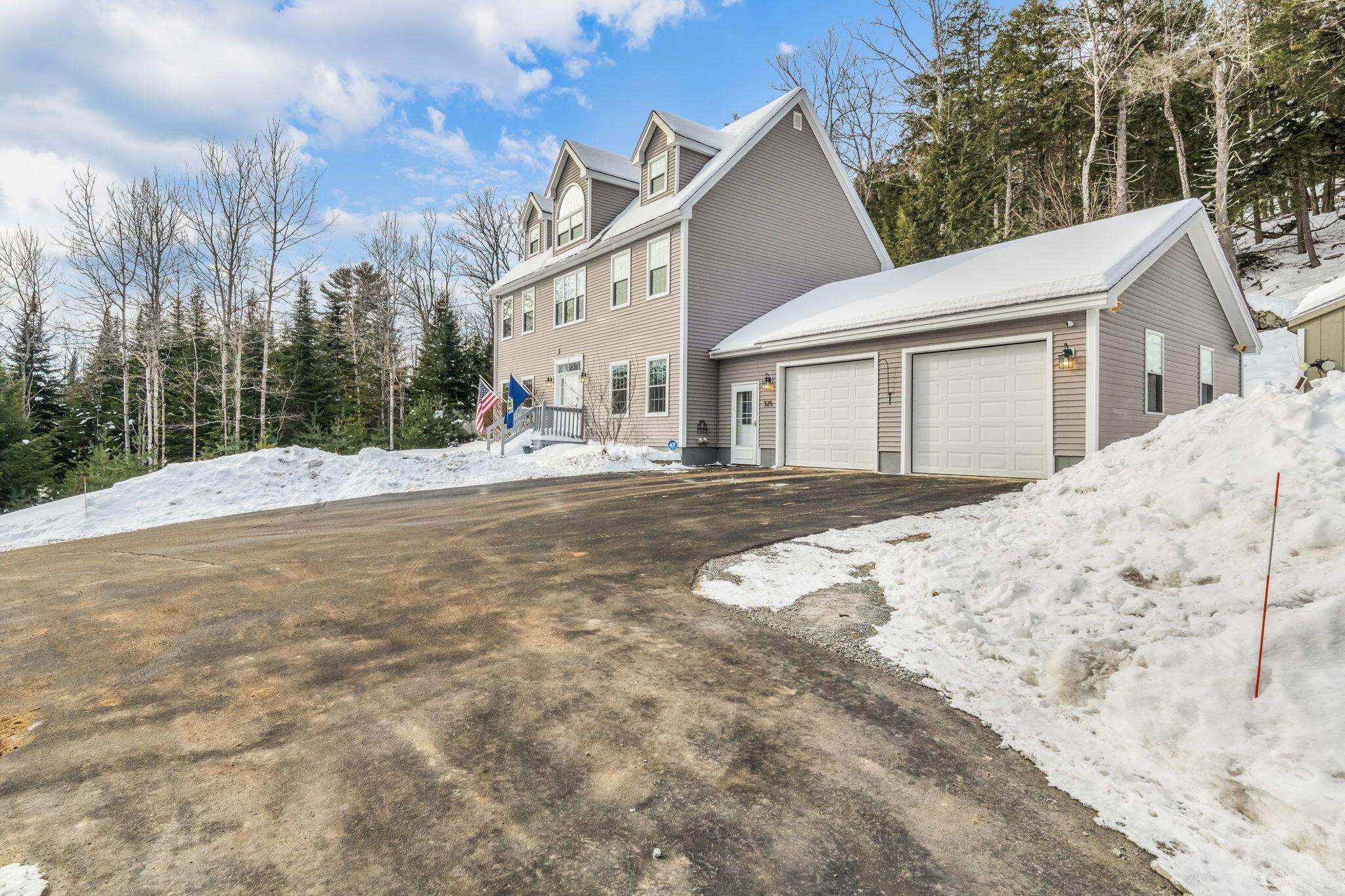 325 Lower Dedham Road Holden ME 04429