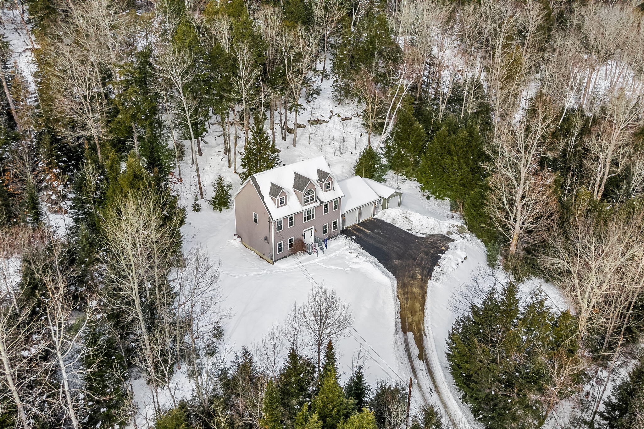 325 Lower Dedham Road Holden ME 04429