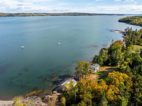 12 Dochet Lane Robbinston ME 04671