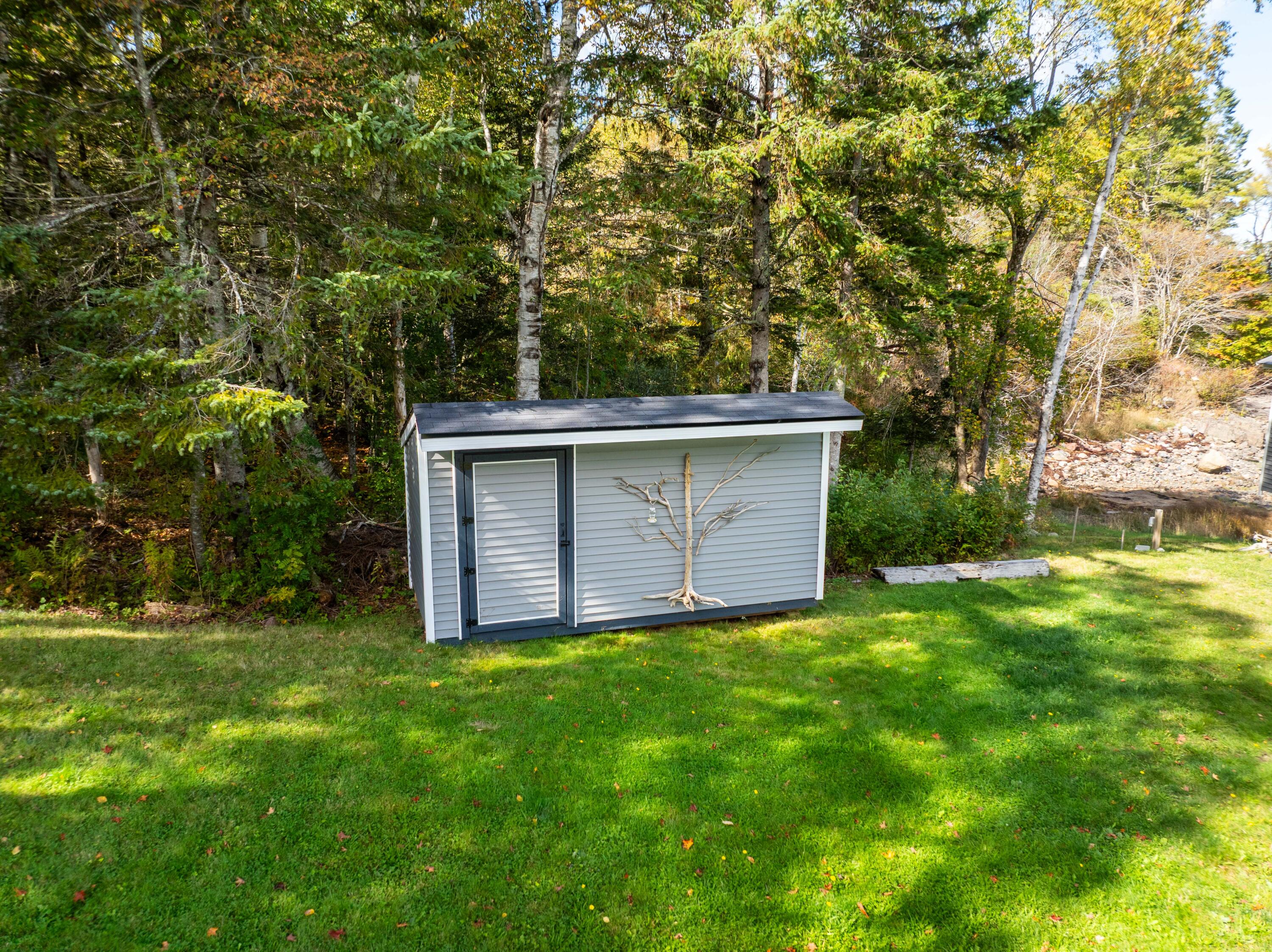 12 Dochet Lane Robbinston ME 04671