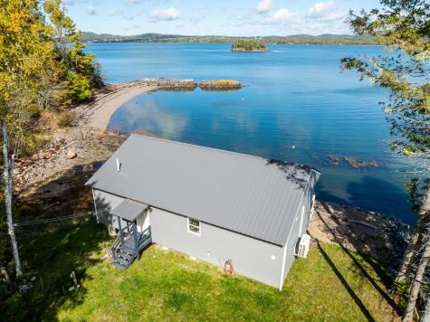 12 Dochet Lane Robbinston ME 04671