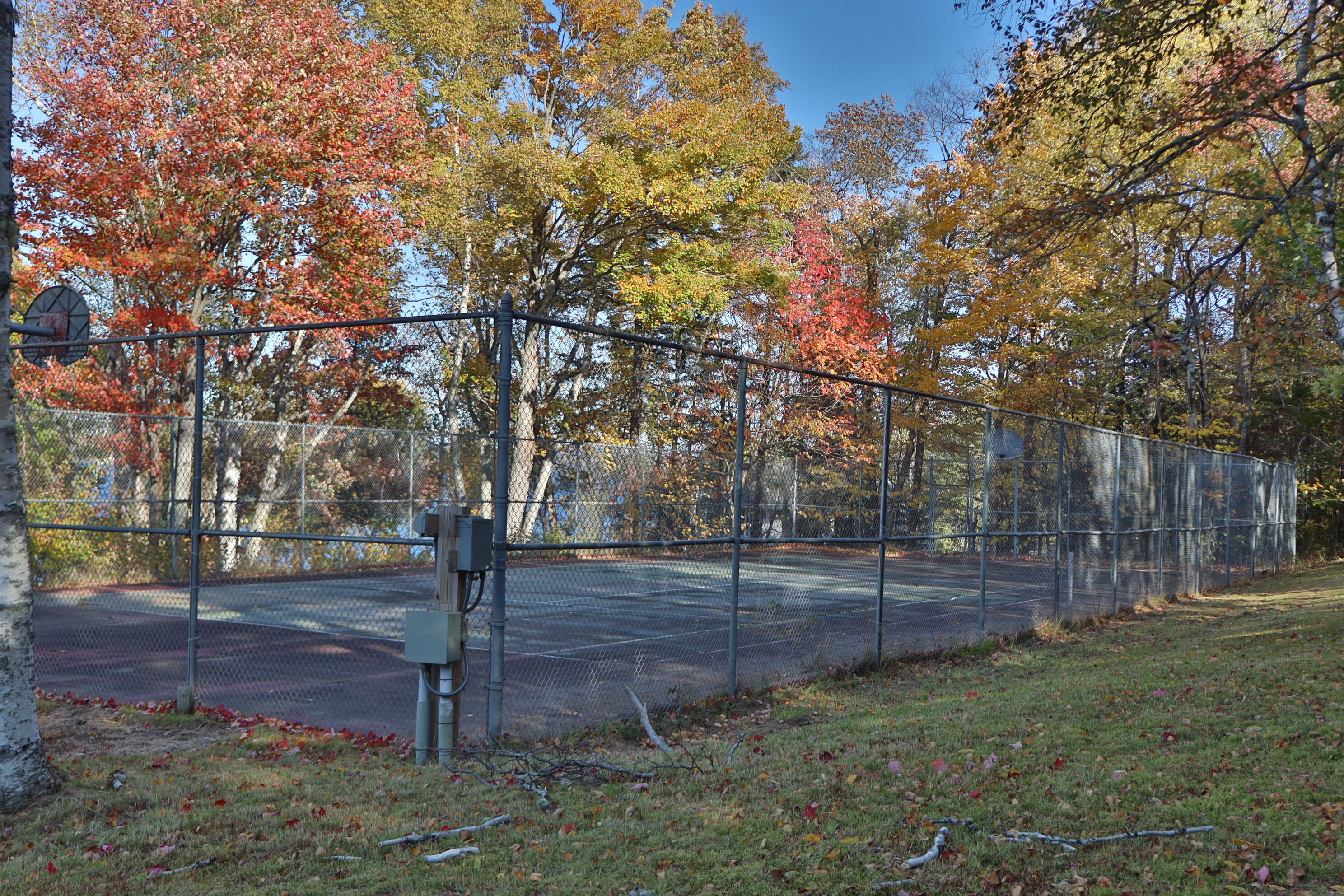 8 Hardscrabble Road Rockwood T1 R1 Nbkp ME 04478