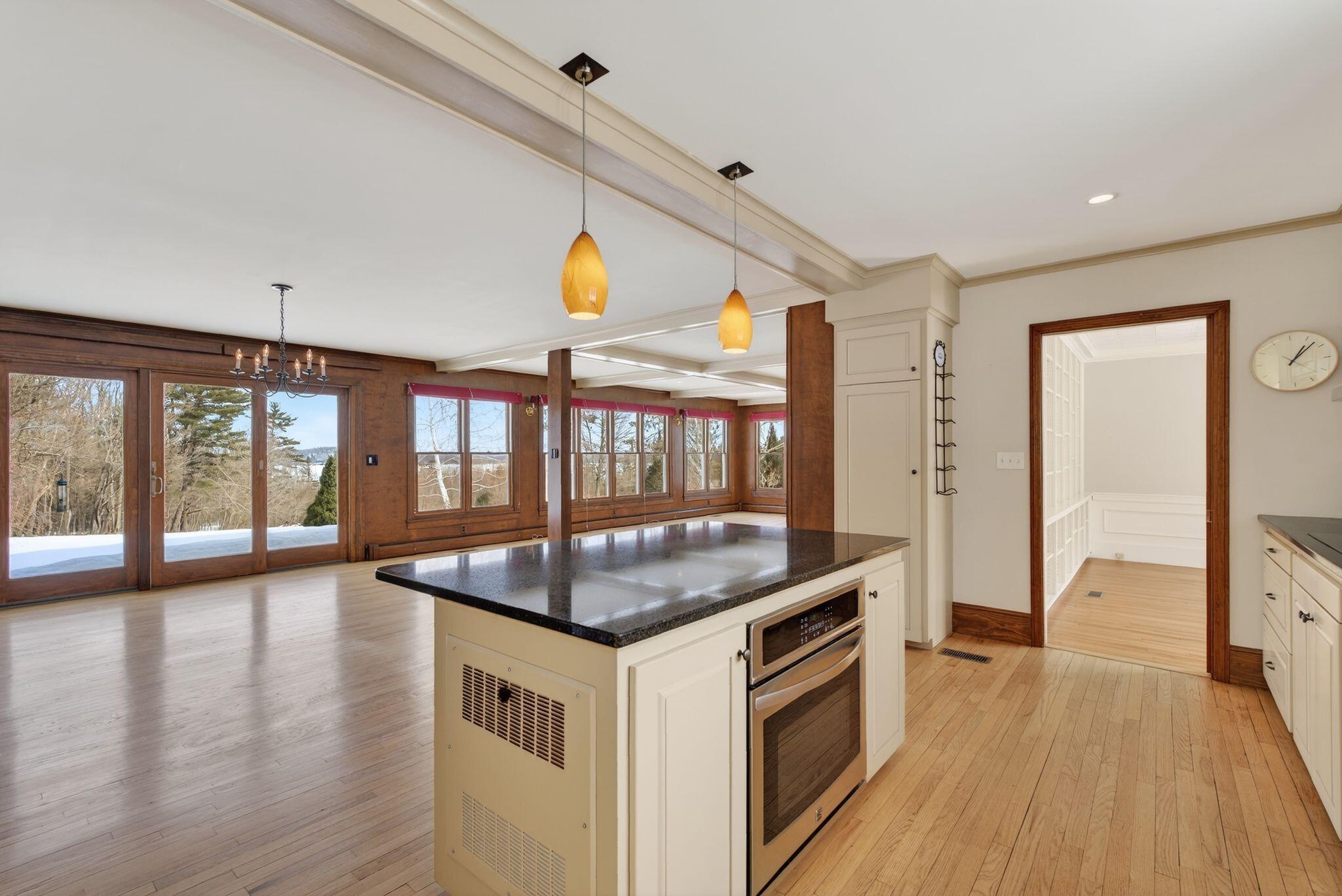 525 W Auburn Road Auburn ME 04210